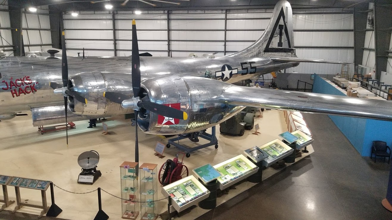 The New England Air Museum : A Fascinating Destination In Connecticut ...